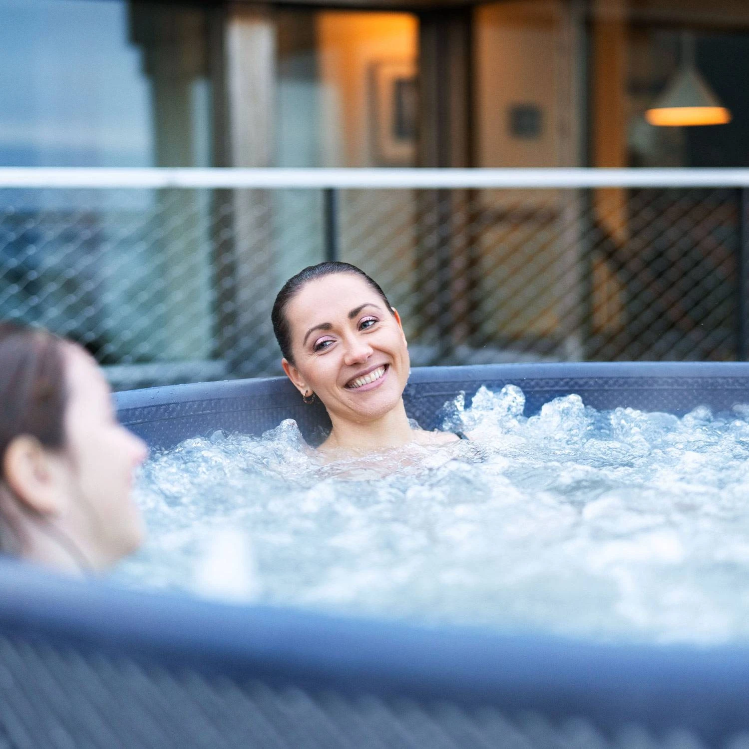 Spa Gonflable 6 Places Rond Massage Air-jets Wifi Ozonateur UVC Couvercle Tapis â Image 2