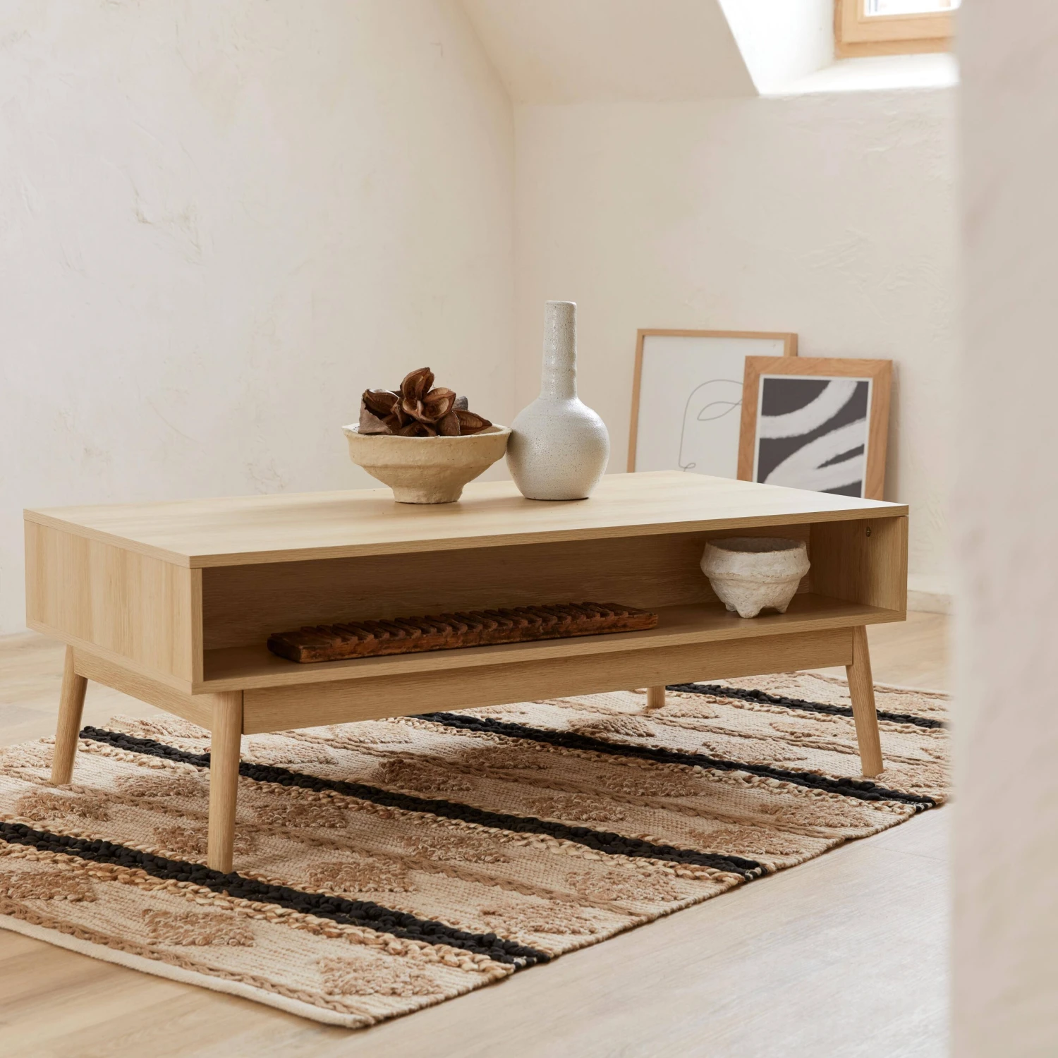 Table Basse Scandinave Décor Bois Rainuré 2 Niches, 1 Tiroir Couleur : Naturel – Image 3