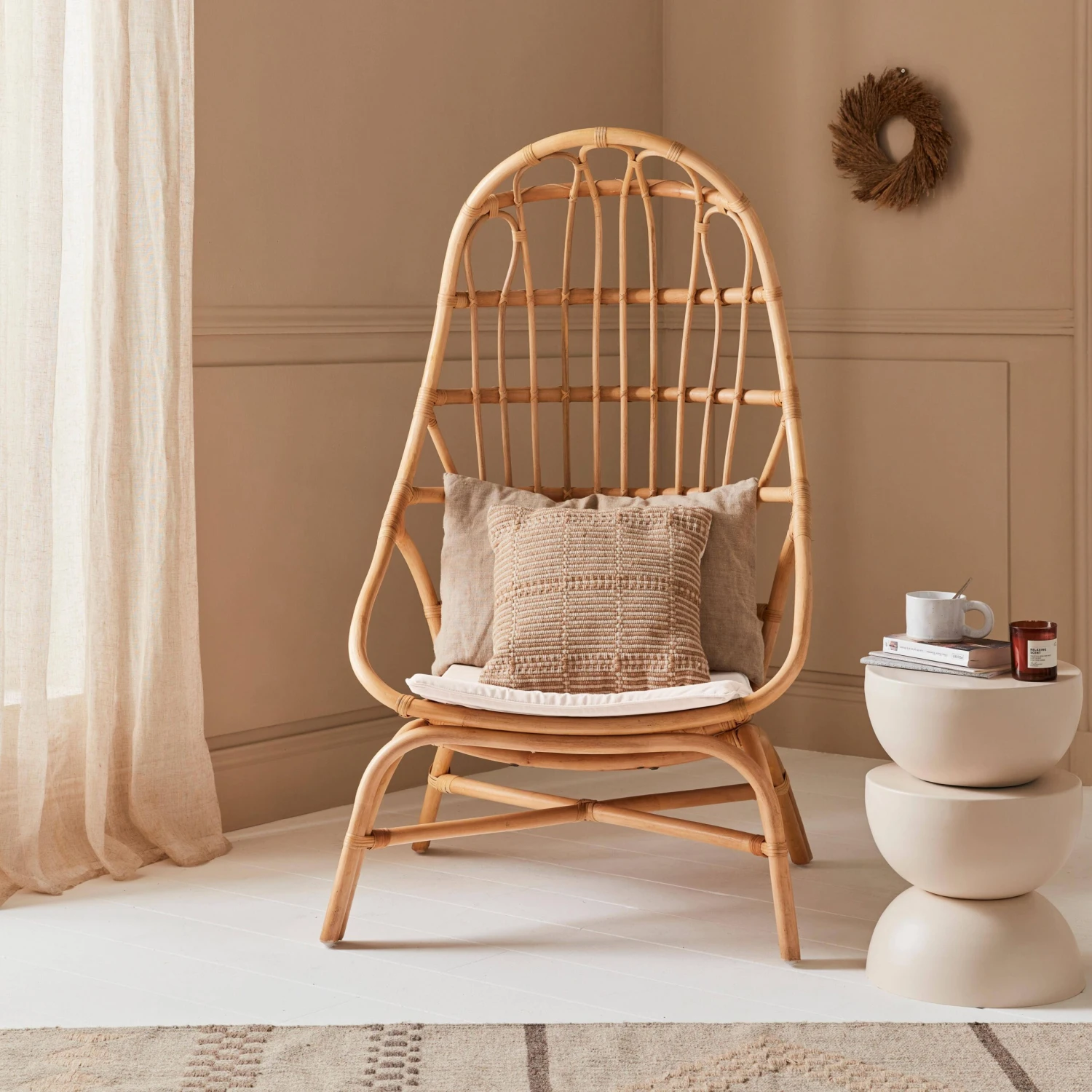 Fauteuil œuf En Rotin Avec Coussin – Image 3