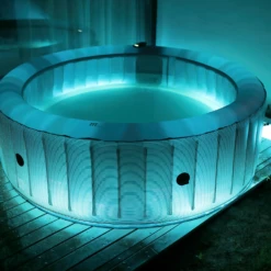 Spa Gonflable 6 Places Rond Bande LED, Filtration MDC, Désinfection UVC, Bâche
