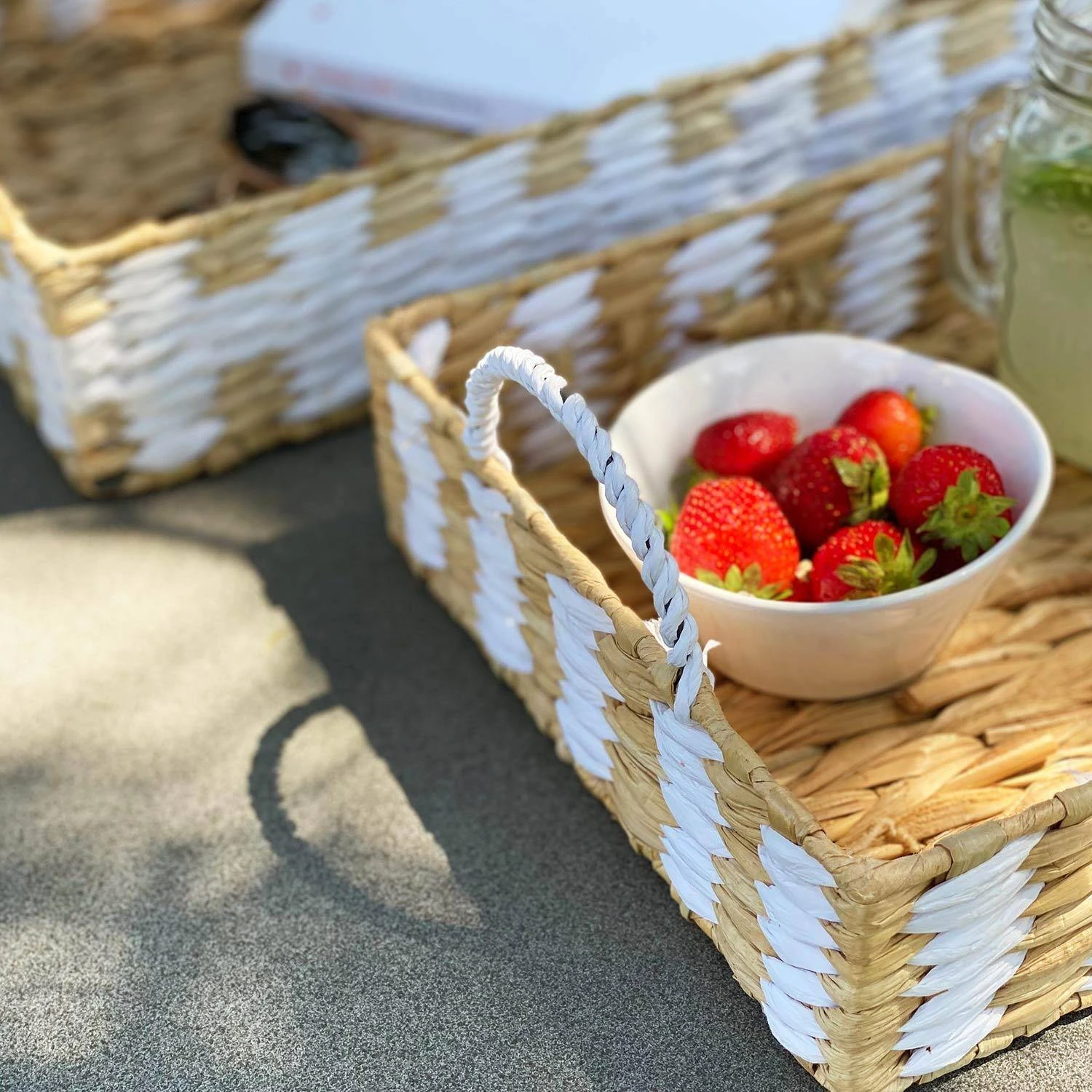 Plateau Avec Poignées Paille Tressée (lot De 2) – Image 3